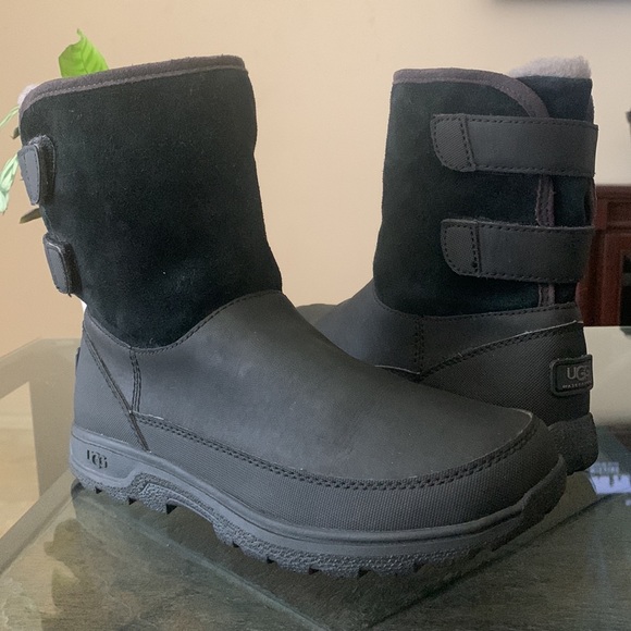 UGG Tamarind Waterproof Boots - Picture 11 of 11